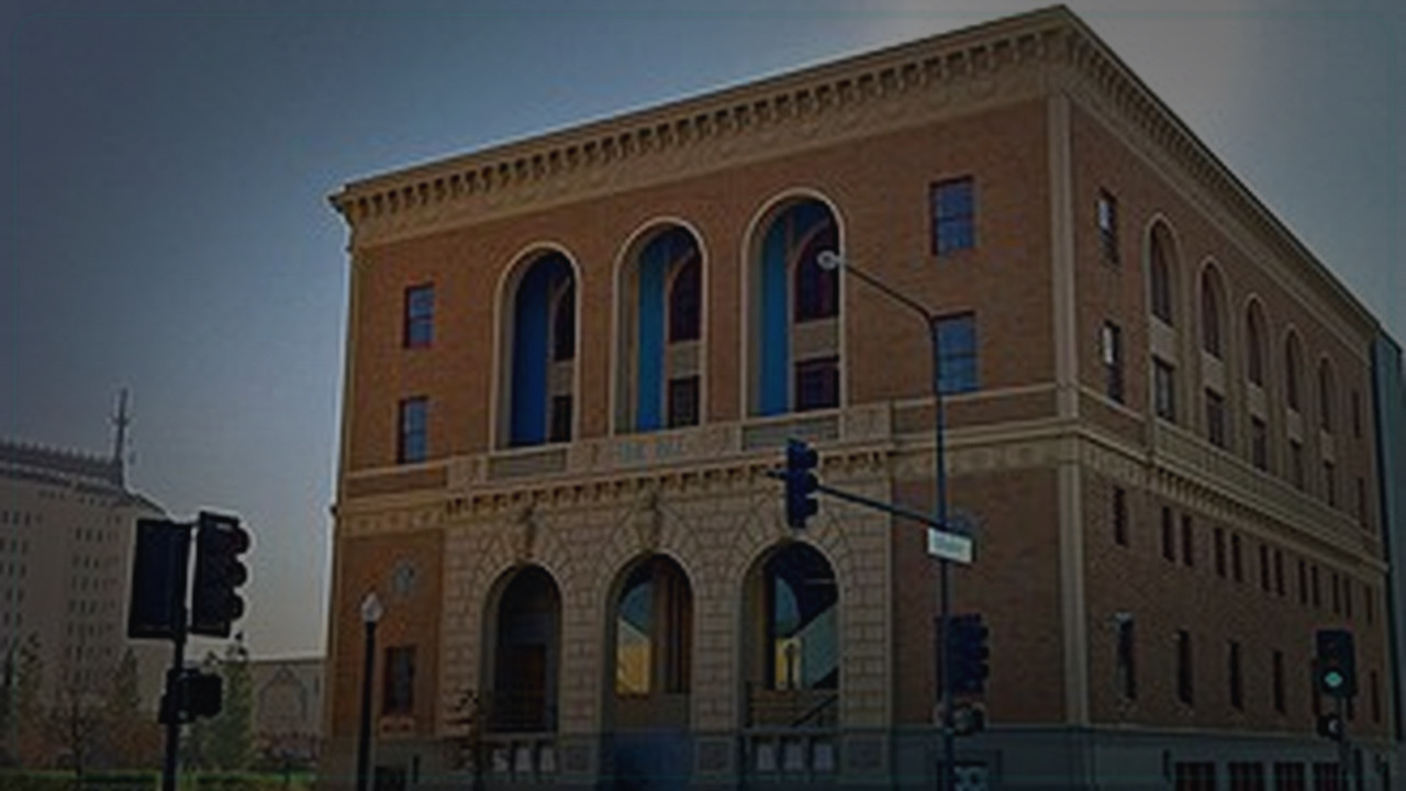 Fresno skyline themed Pine Script service cover with dark market grading