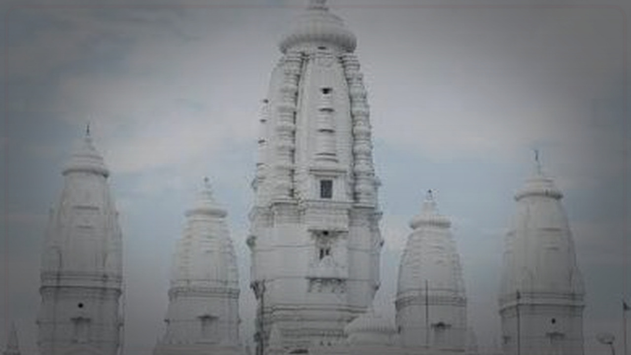 Kanpur India skyline themed Pine Script service cover with dark market grading