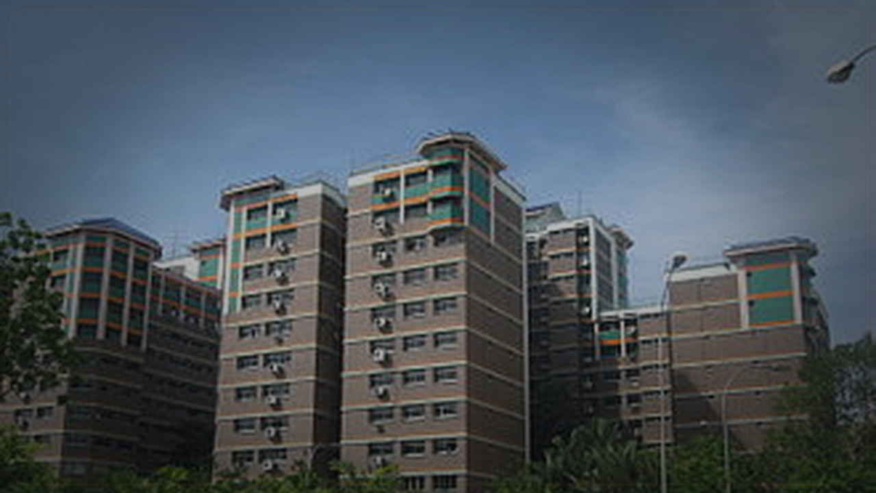 Choa Chu Kang Singapore themed Pine Script service cover with dark market grading