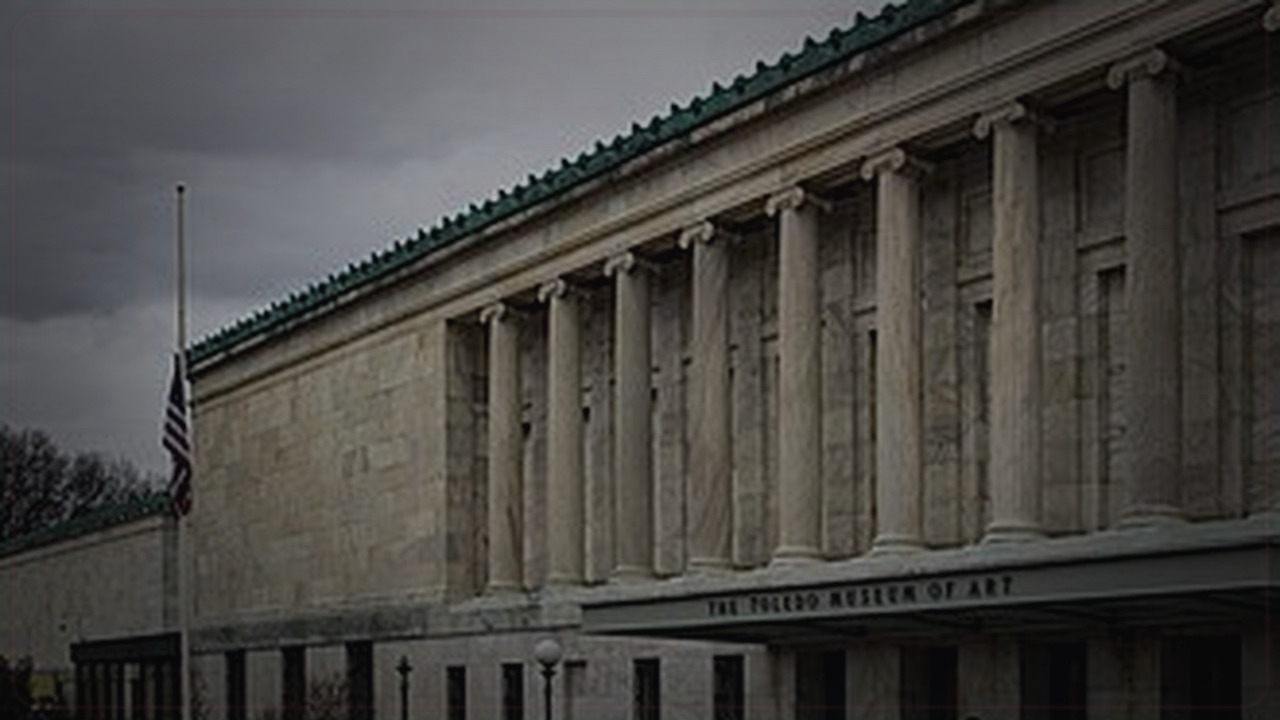 Toledo skyline themed Pine Script service cover with dark market grading